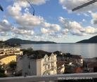 House: Apartments and rooms, private accommodation in city Igalo, Montenegro