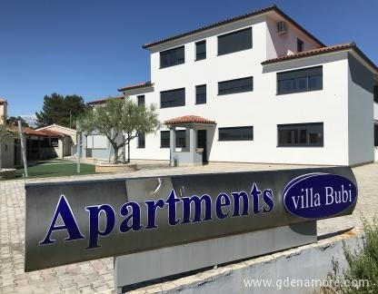 Appartements Villa Bubi, logement privé à Pula, Croatie - glavni objekt