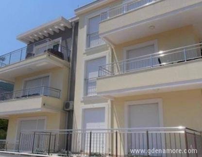 Appartamenti Lilla, alloggi privati a Igalo, Montenegro - 4228B9C9-2CCA-451C-B9BE-A6E56F0A927E