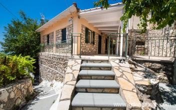 Maison de l'amandier, logement privé à Lefkada, Grèce