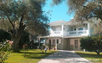 Elaia Apartments and Studios, private accommodation in city Lefkada, Greece