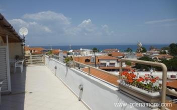 Petrakis Apartments, privatni smeštaj u mestu Hanioti, Grčka