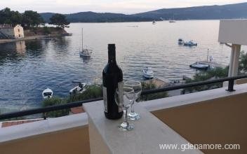 TONDO, private accommodation in city Tivat, Montenegro