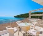 Manda 107 Mansion, private accommodation in city Jaz, Montenegro