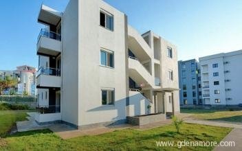 Apartmani Summer Dreams, частни квартири в града Dobre Vode, Черна Гора