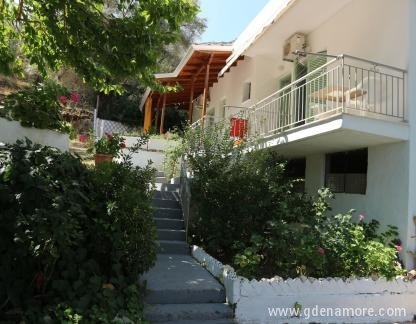 Studios Fraxi, alojamiento privado en Lefkada, Grecia