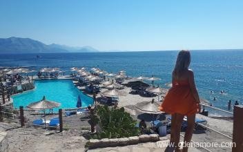 Apartman Selena, privatni smeštaj u mestu Krimovica, Crna Gora