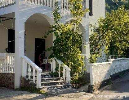  Apartmani Lalicic, ενοικιαζόμενα δωμάτια στο μέρος Lastva Grbaljska, Montenegro - IMG-85fce90d362f08f34a06c64d36b79d6e-V