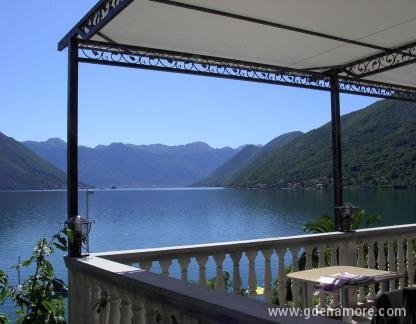 Apartmani Morinj, private accommodation in city Morinj, Montenegro - terasa