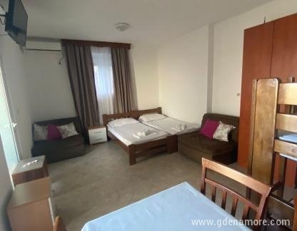 Apartments Sara- Jaz, private accommodation in city Lastva Grbaljska, Montenegro - viber_image_2022-07-08_18-52-47-766