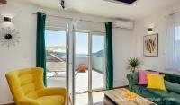 Magnolija apartmani, частни квартири в града Igalo, Черна Гора