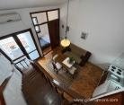 Apartamento en edificio (dúplex), alojamiento privado en Sutomore, Montenegro