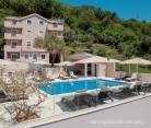 Apartments Vladana, private accommodation in city Bijela, Montenegro