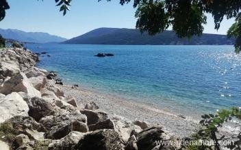 Appartamento Vuica, alloggi privati a Herceg Novi, Montenegro