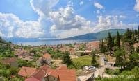 Fantastisk villa med utsikt over Kotorbukten, privat innkvartering i sted Baošići, Montenegro