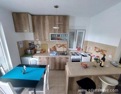 Apartman Iva, Magán szállás a községben Bijela, Montenegr&oacute; - viber_image_2023-06-01_19-14-51-723