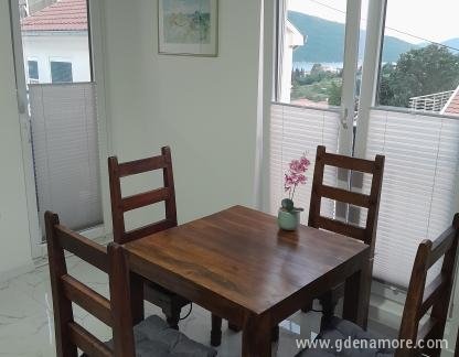 Apartmant Suncocret Sunflower, Magán szállás a községben Djenović, Montenegr&oacute; - 20230525_200019_gxbHVkRABt