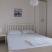ARTE AND KITE HOUSE, privatni smeštaj u mestu Donji &Scaron;toj, Crna Gora - Queen size bed room