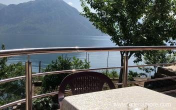 Fortunella, privat innkvartering i sted Morinj, Montenegro