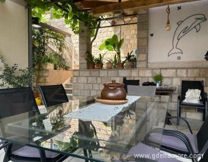 Apartamentos Vujinovic, alojamiento privado en Igalo, Montenegro - IMG-20230711-WA0052