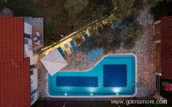 Villa Mia, privat innkvartering i sted Bijela, Montenegro