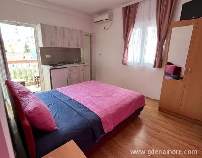 Appartements &agrave; Vasiljević, logement privé à Igalo, Mont&eacute;n&eacute;gro - B64DEFA6-E458-4B33-A3C1-D264BA087F92