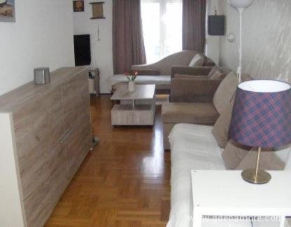 Apartman Chlo&eacute;, Privatunterkunft im Ort Budva, Montenegro - IMG_20231006_075621_999
