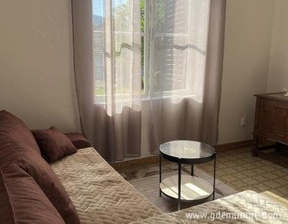 Appartement Palma, logement privé à Kamenari, Mont&eacute;n&eacute;gro - 0-02-05-45c563a28756141cf41e29cb0c9c9bf1beae6d713f