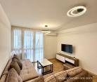 Apartment in the very center of Bar, private accommodation in city Bar, Montenegro