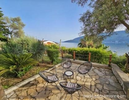 Suncani Skalini - Beachfront Retreat, 20 m&eacute;terre a tengertől, Magán szállás a községben Herceg Novi, Montenegr&oacute; - viber_image_2024-07-02_22-38-39-205