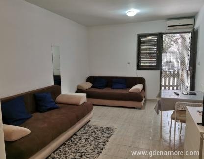 APARTMAN VLADO , Magán szállás a községben Bečići, Montenegr&oacute; - IMG-fd4ea2e21cdf3f5ee04734b1653d5844-V