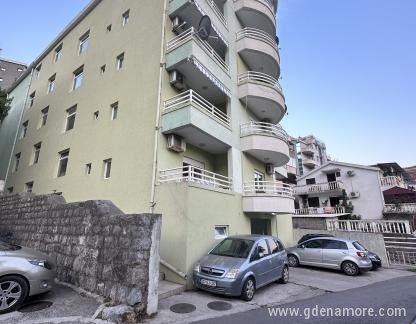  Apartman Zelena Zgrada Becici , privatni smeštaj u mestu Bečići, Crna Gora - IMG_0130