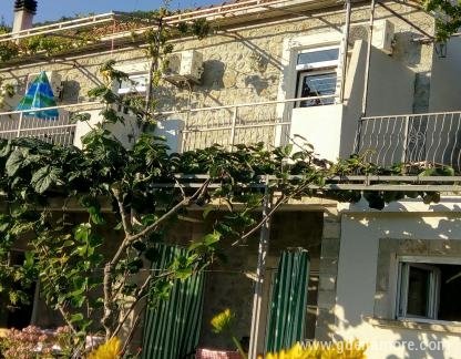 Apartmani Bosco, Magán szállás a községben Tivat, Montenegr&oacute; - IMG_20180712_184548