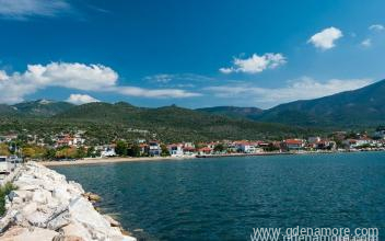 Maria Eleni House, private accommodation in city Skala Kallirachi, Greece