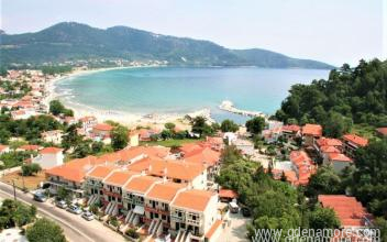 Zen Nyaral&oacute;, Mag&aacute;n sz&aacute;ll&aacute;s a k&ouml;zs&eacute;gben Skala Potamia, G&ouml;r&ouml;gorsz&aacute;g