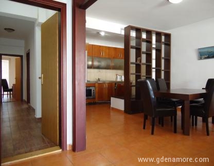 Vila More, Lux apartman 2, private accommodation in city Budva, Montenegro