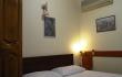  inn Leiligheter Maslina-Savina, privat innkvartering i sted Herceg Novi, Montenegro