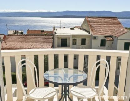 Apartmani Jerica, Apartmani Jerica 3, privatni smeštaj u mestu Bol, Hrvatska - balkon