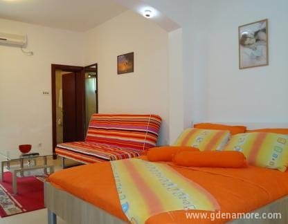 Sobe i apartmani Rabbit - Budva, Apartman br.15, privatni smeštaj u mestu Budva, Crna Gora