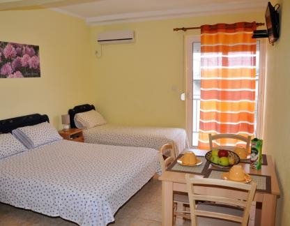 Sutomore Flora Apartments, , private accommodation in city Sutomore, Montenegro