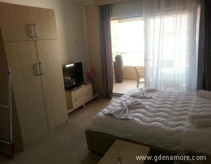  Accommodation Rafailovici-Aura Apartmani, Studio7-sa pogledom na more, privatni smeštaj u mestu Rafailovići, Crna Gora