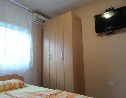 Appartements Milosavljevic, , logement privé à Dobre Vode, Monténégro