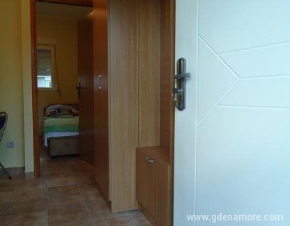 Apartmani Djuricic, Apartman 3, privatni smeštaj u mestu Baošići, Crna Gora