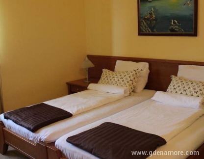 Tazex Apartments, , logement privé à Herceg Novi, Monténégro