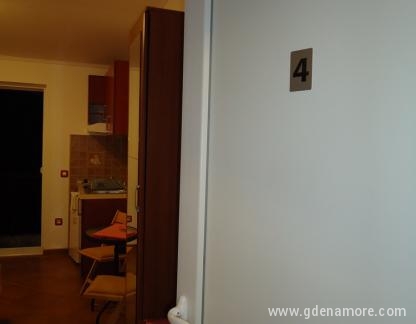 Apartmani Kilibarda, Studio 4, privatni smeštaj u mestu Herceg Novi, Crna Gora