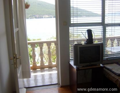 Appartamenti e camere Vulovic-Kumbor, , alloggi privati a Kumbor, Montenegro