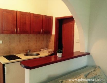 Apartmani Goga, , privat innkvartering i sted Kumbor, Montenegro