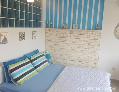 Διαμερίσματα "AMFORA", , ενοικιαζόμενα δωμάτια στο μέρος Djenović, Montenegro