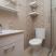 Guest House Medin , Trokrevetna soba, privatni smeštaj u mestu Petrovac, Crna Gora - kupatilo