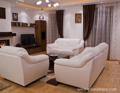 Apartmani Villa MIlica, , Частный сектор жилья Дженовичи, Черногория - dnevni boravak